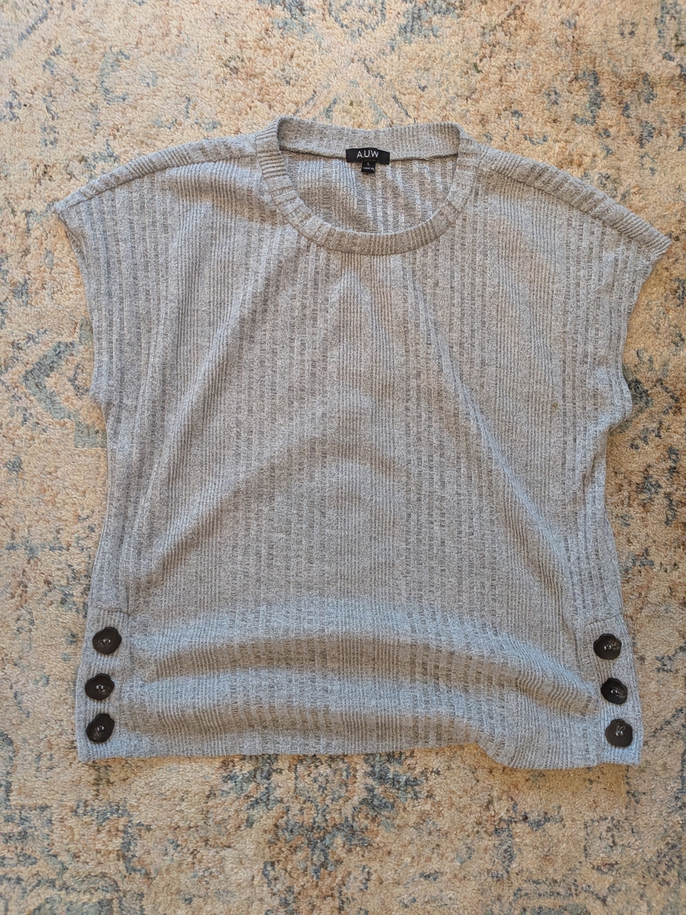 AUW Ribbed Knit Cap Sleeve Top with Button Details